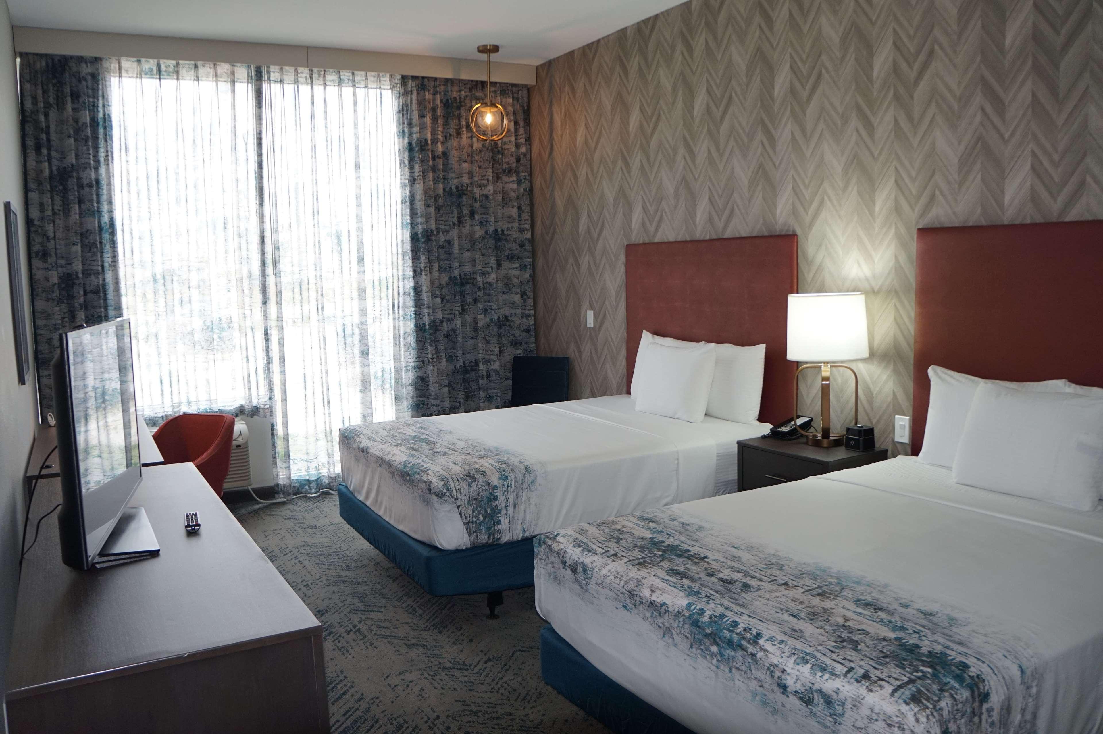 La Quinta Inn & Suites Dfw West-Glade-Parks Euless Bagian luar foto