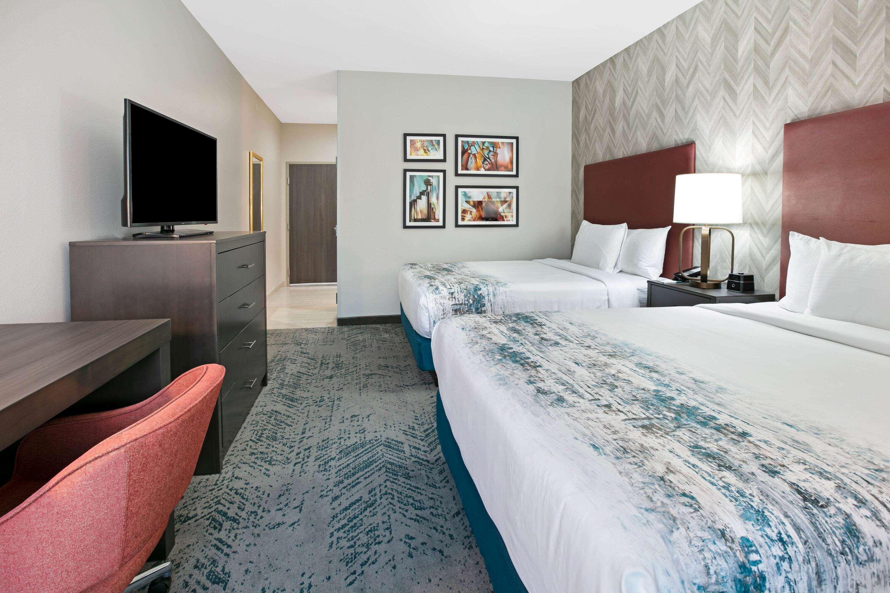 La Quinta Inn & Suites Dfw West-Glade-Parks Euless Bagian luar foto