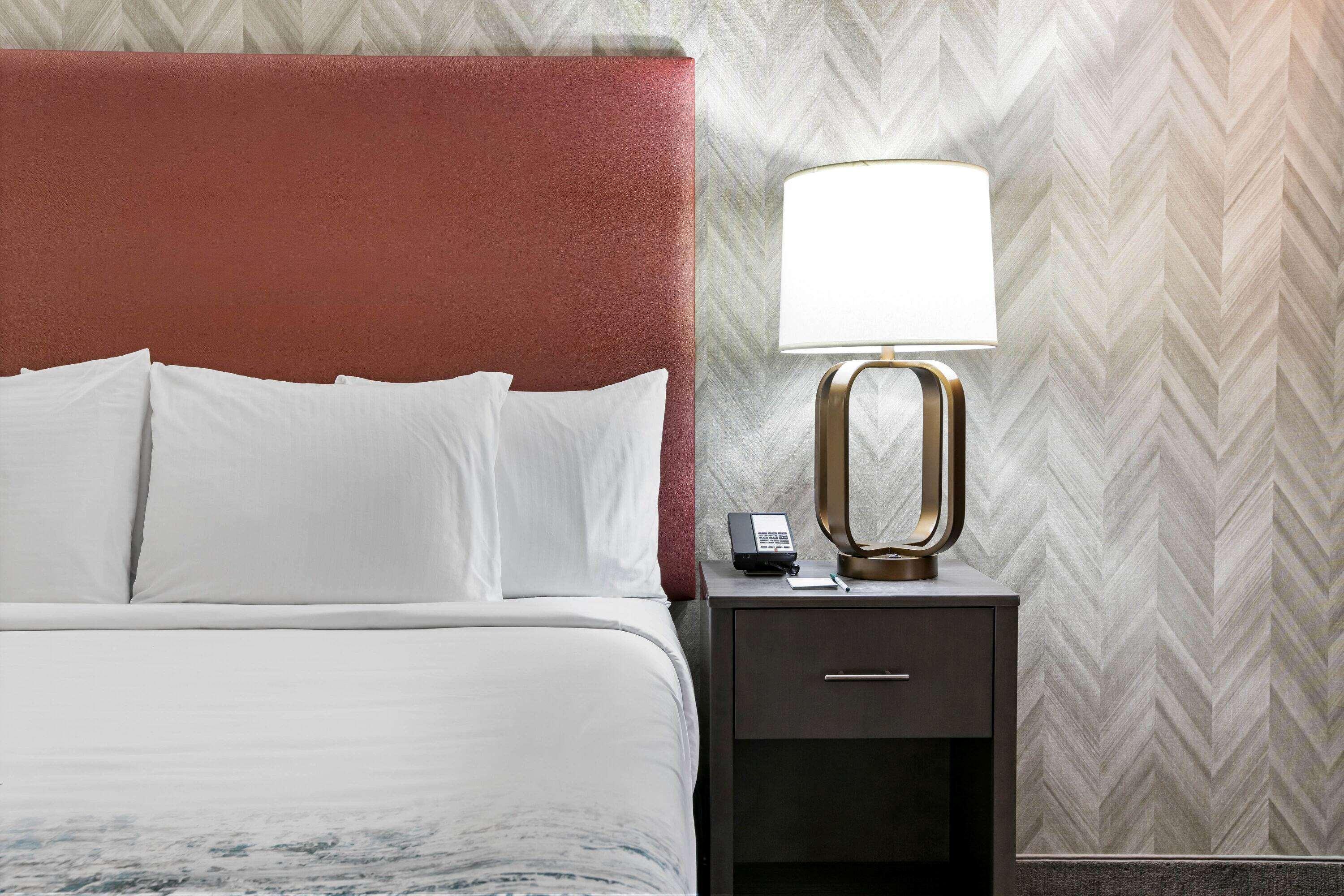 La Quinta Inn & Suites Dfw West-Glade-Parks Euless Bagian luar foto